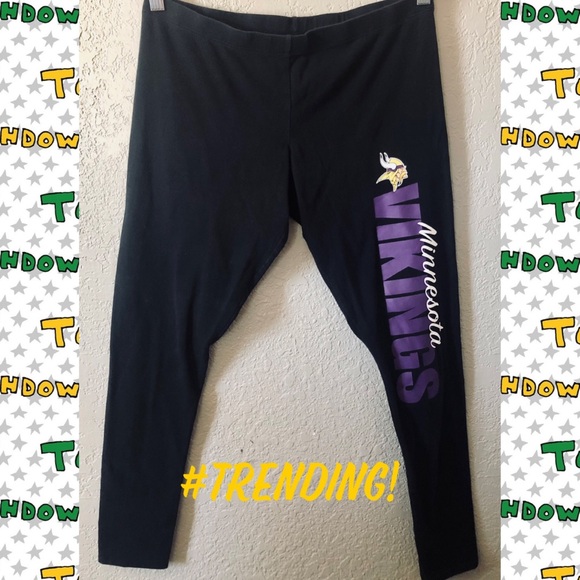 PICK A WINNER! VIKINGS🏈NFL Gear Minnesota Vikings 3/4 Length Leggings - Picture 2 of 11